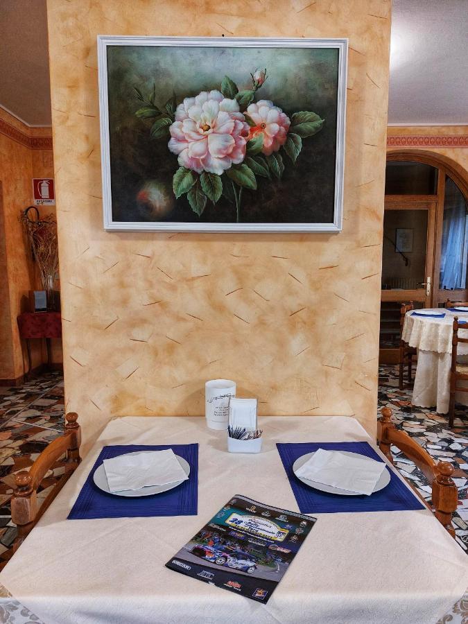 Hotel Residence Sant'Anna Bedonia Екстер'єр фото
